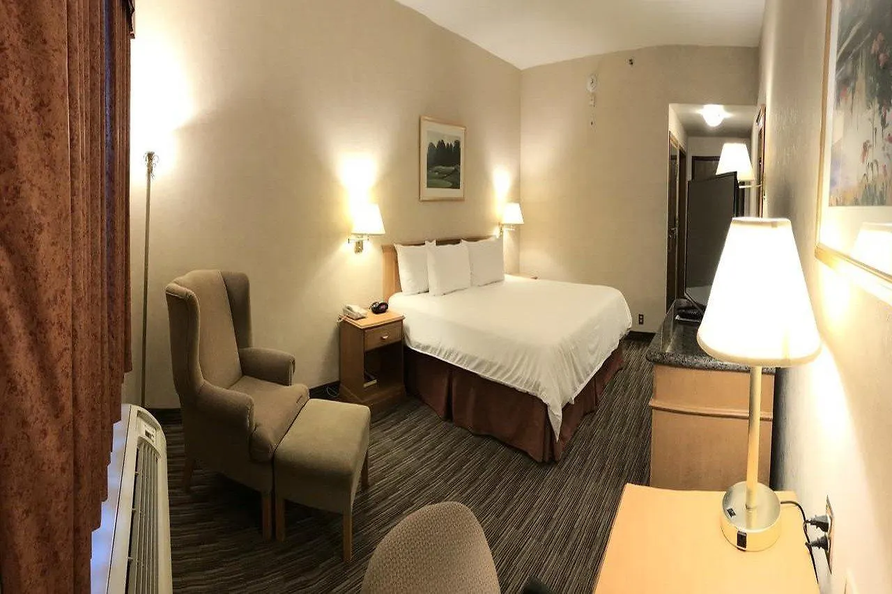 Humphry Inn And Suites Winnipeg Hotel