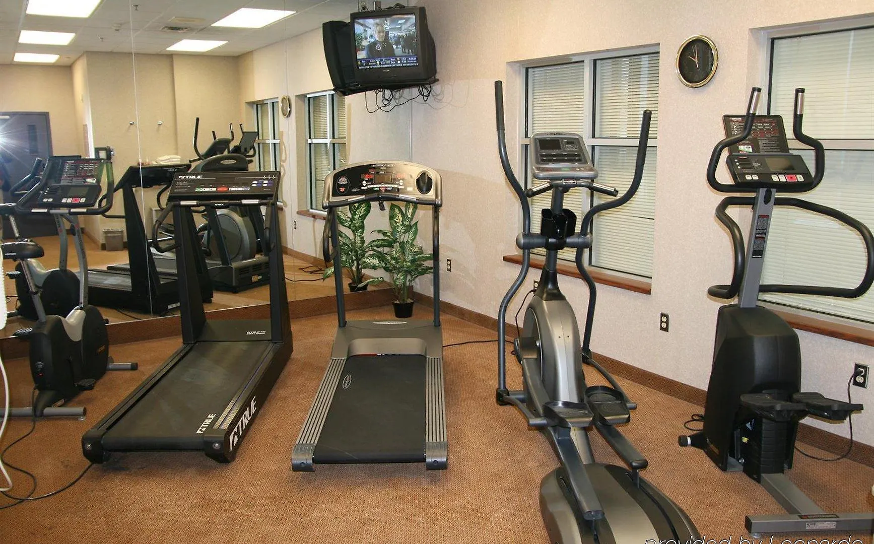*** Hotel Humphry Inn And Suites Winnipeg Canada
