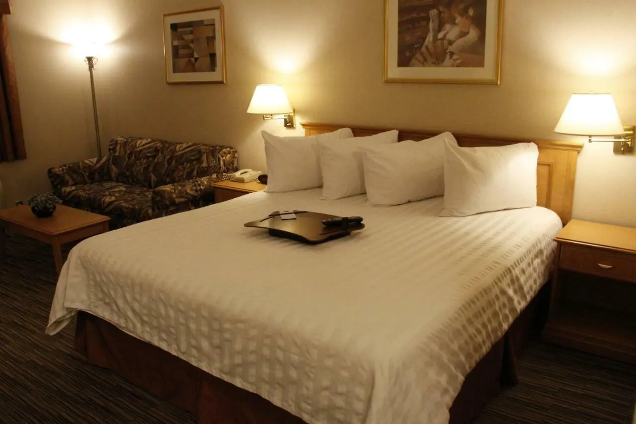 Humphry Inn And Suites Winnipeg Hotel